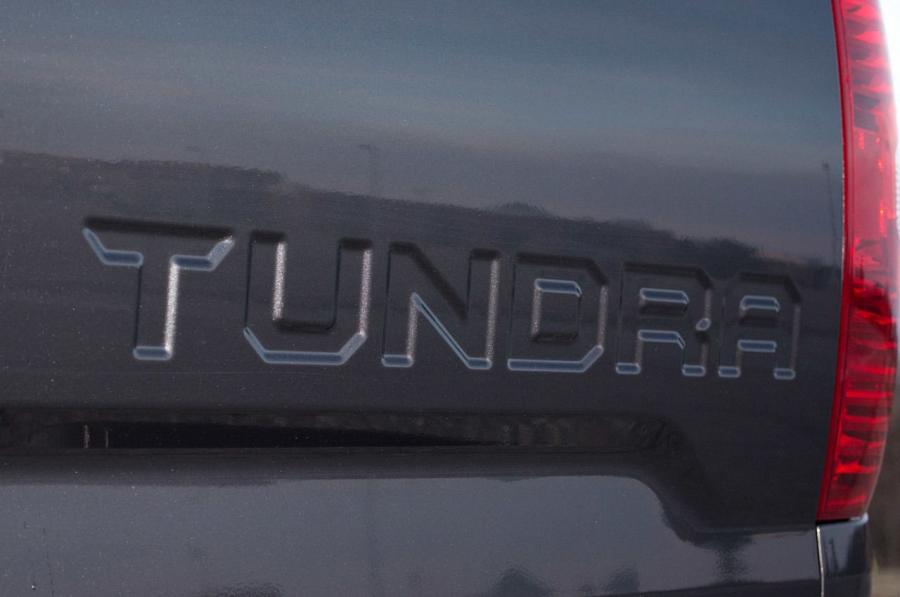  Toyota Tundra Platinum 4x4 2014 года  (фото 9 из 32)